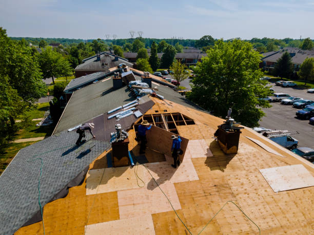 24/7 Emergency Storm Damage Roof Repair experts in Pecatonica, IL